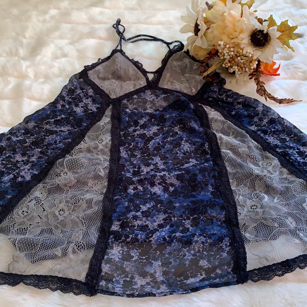 Lace strap slip 😉